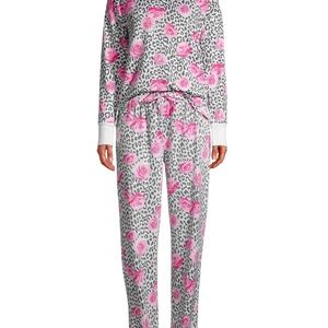 NEW! Betsey Johnson Pink Rose & Leopard Pajama Set